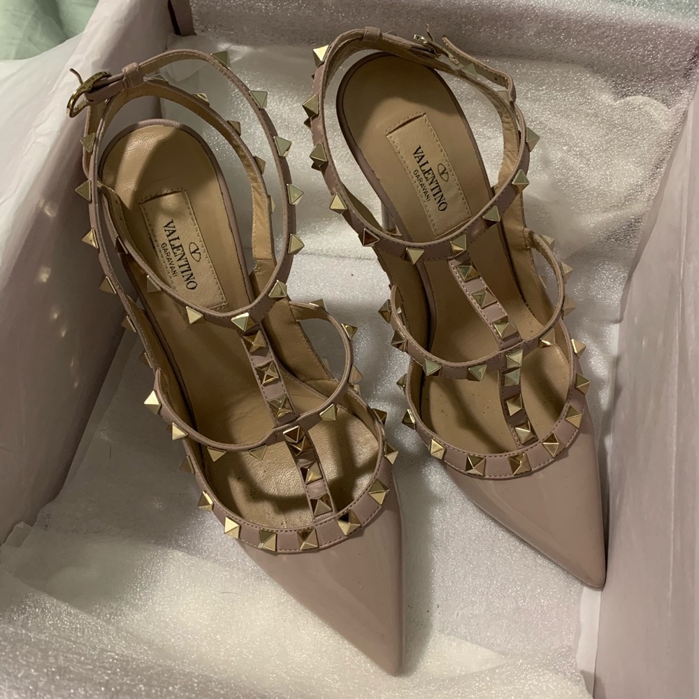 Valentino Patent Rockstud Caged Pump